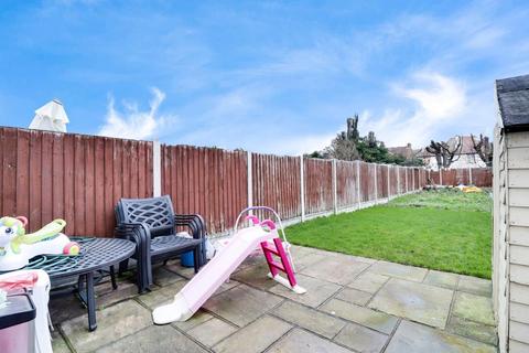 60 West Road, Shoeburyness, Southend-on-sea, SS3 9DP