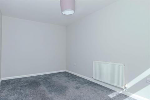 2 bedroom flat for sale, Lyndhurst Road, Worthing