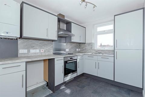 2 bedroom flat for sale, Lyndhurst Road, Worthing