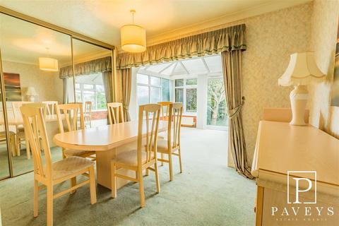 2 bedroom semi-detached bungalow for sale, Easton Way, Frinton-On-Sea