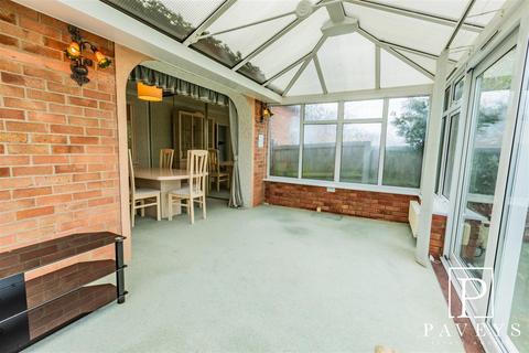 2 bedroom semi-detached bungalow for sale, Easton Way, Frinton-On-Sea