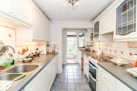 2 bedroom bungalow for sale, High Street, Chalfont St. Giles, HP8