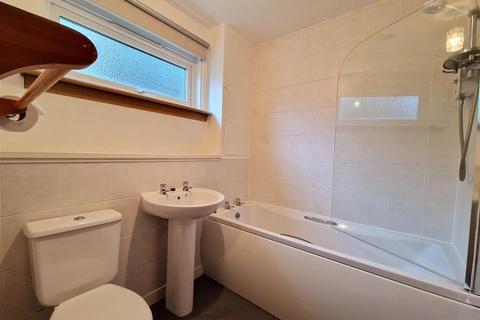 3 bedroom semi-detached house for sale, 8, Aikman Place, St. Andrews