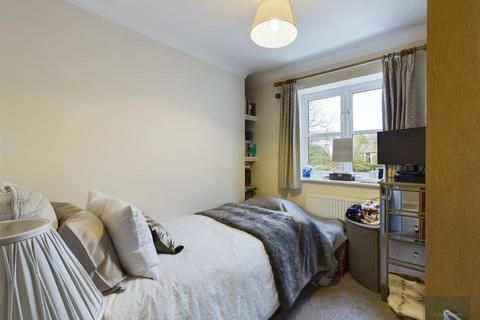 2 bedroom flat for sale, Stones Court, Bradford on Avon BA15