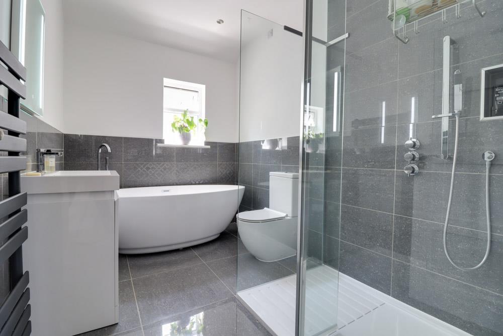 Four-Piece Bathroom