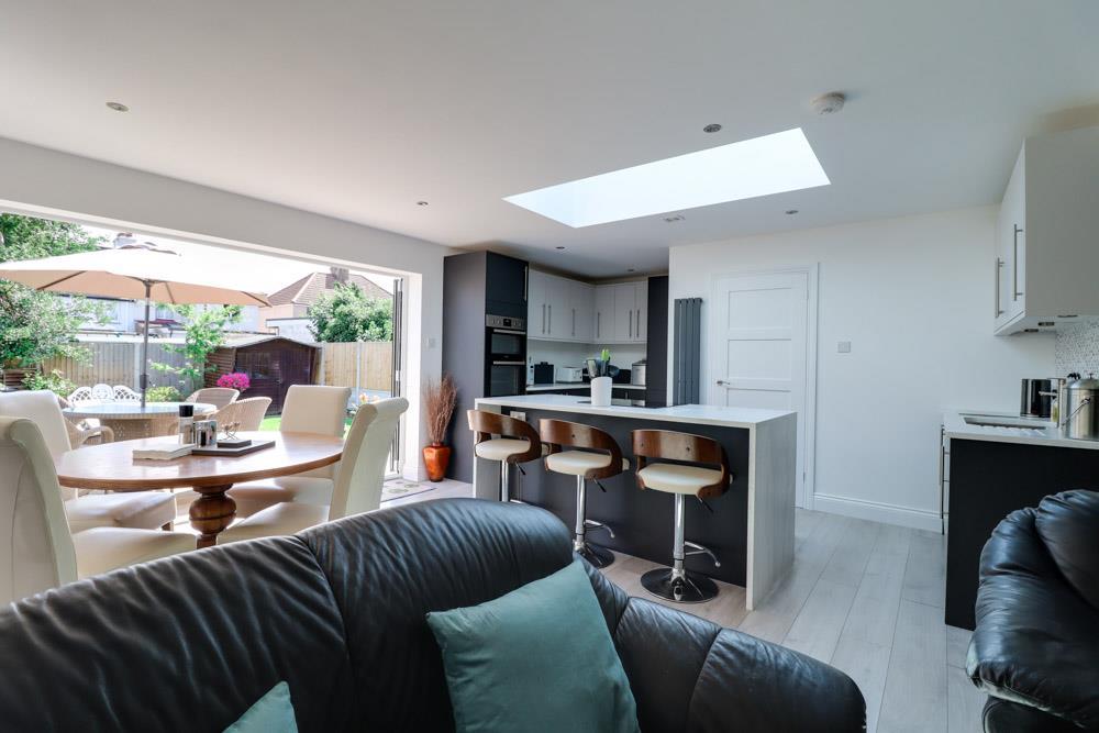 Kitchen Family Room