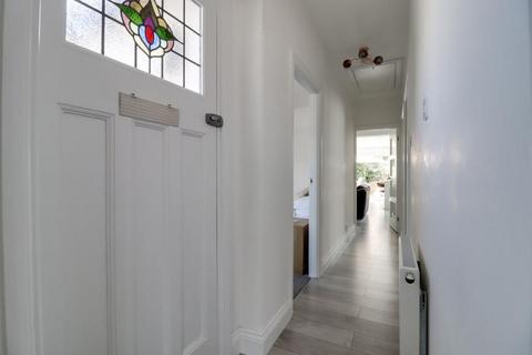 32 Adalia Crescent, Leigh-on-sea, SS9 3SN
