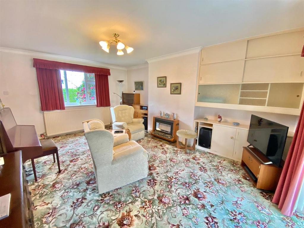 Bramleys Estate Agents - Broadgate Crescent - Almo