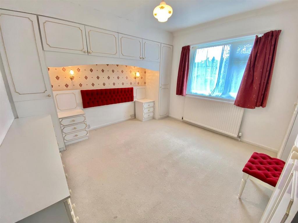 Bramleys Estate Agents - Broadgate Crescent - Almo