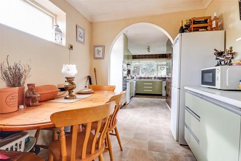 6 Cockethurst Close, Westcliff-on-sea, SS0 0DU