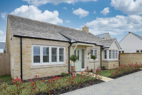 3 bedroom detached bungalow for sale, Forest Grove, Burford