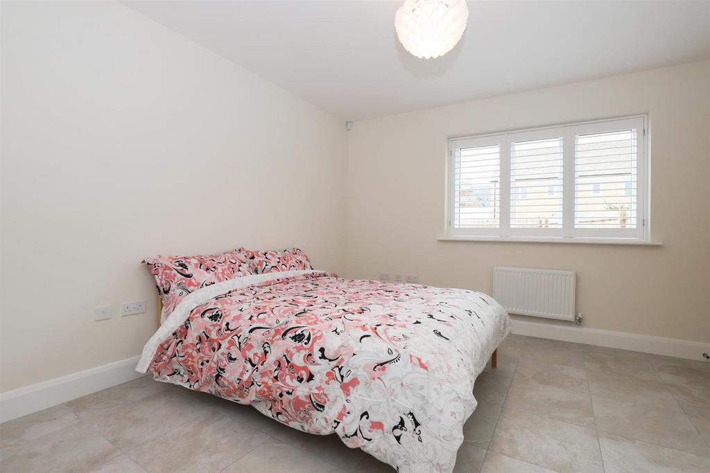 Master Bedroom 1.jpg
