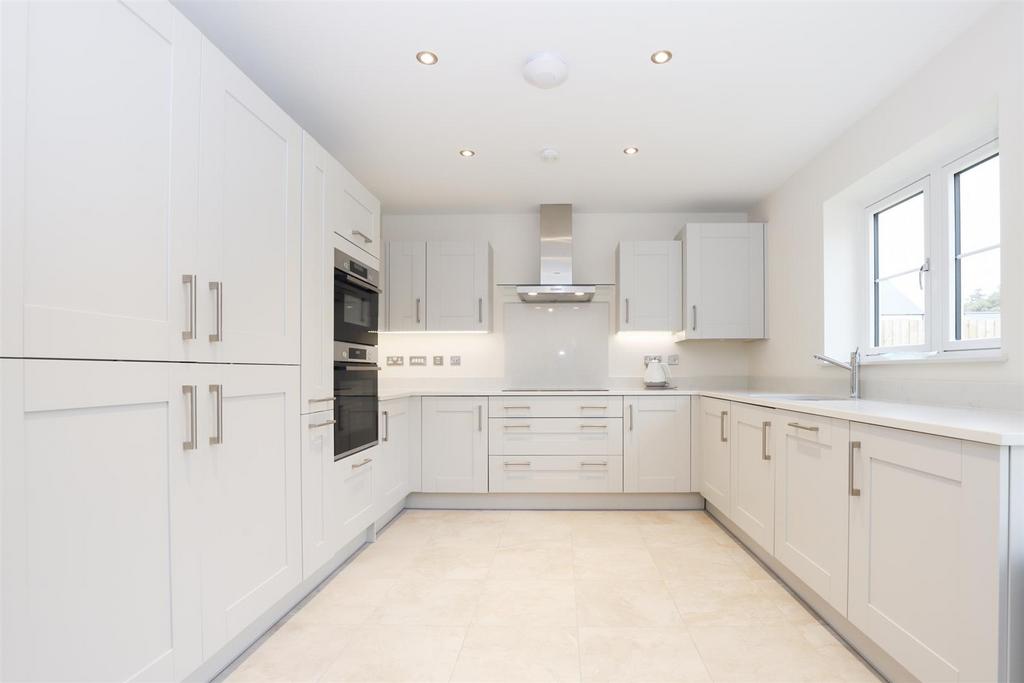 Kitchen - Dining Room 3.jpg