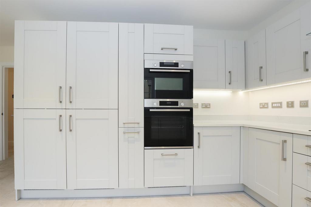 Kitchen - Dining Room 6.jpg