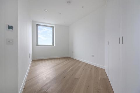 2 bedroom apartment to rent, Station Road, Tottenham Hale, N17