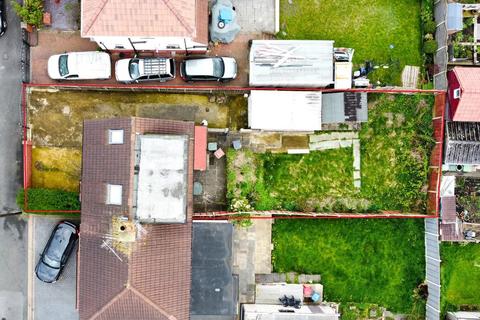 56 Easterly Crescent, Leeds, LS8 2SF