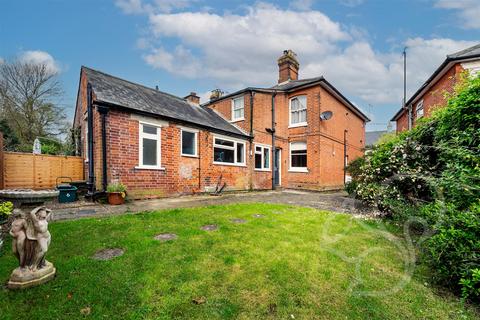 2 bedroom semi-detached house for sale, Parkfield Street, Rowhedge Colchester CO5
