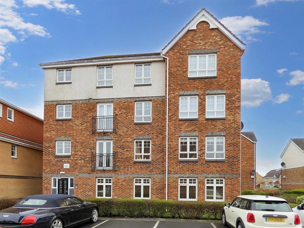 18 Newington Drive ext new.JPG