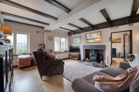 The Spinney Butts Road, Bakewell, DE45 1EB