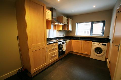 2 bedroom house to rent, Basin Road, Diglis, Worcester