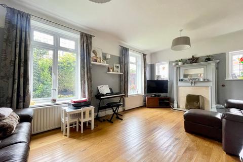 5 Ashling Crescent, Bournemouth, BH8 9JB