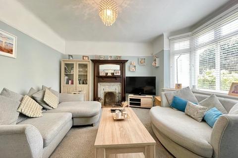 5 Ashling Crescent, Bournemouth, BH8 9JB