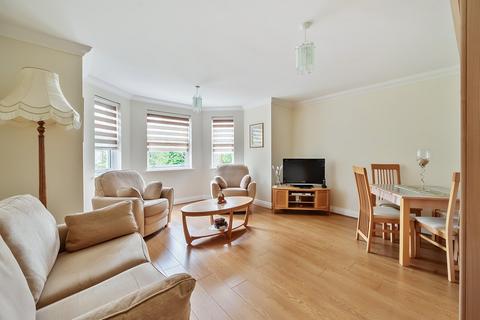 2 bedroom apartment for sale, Cavendish Place, Dean Park, Bournemouth, BH1