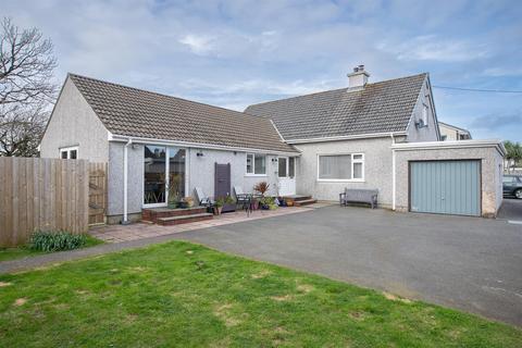 4 bedroom detached house for sale, Benllech, Tyn Y Gongl