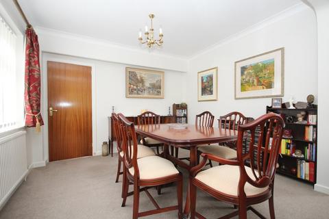11 Leven Close, Bournemouth, BH4 9LP