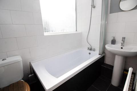 76a Arterial Road, Leigh-on-sea, SS9 4DA