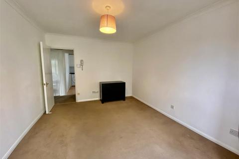 2 bedroom apartment to rent, St Vincent Court, Felling, Gateshead
