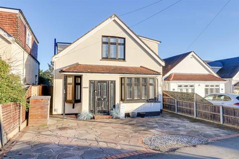 4 bedroom detached house for sale, Crescent Road, Leigh-On-Sea SS9