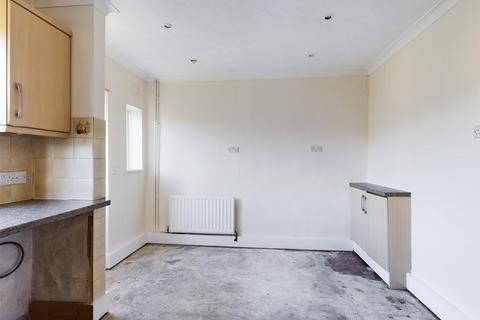 3 bedroom house for sale, Overbury Crescent, New Addington, Croydon, Surrey