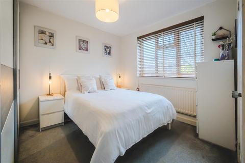 4 bedroom house for sale, Furlong Close, Swindon SN25