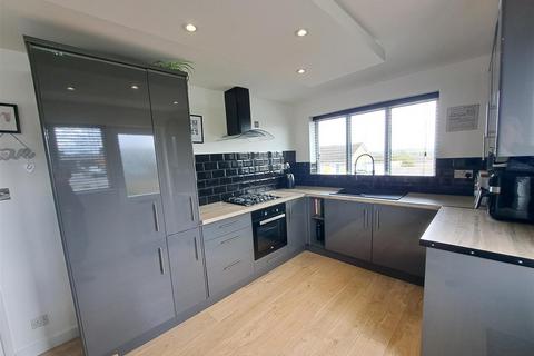 16 Cedar Vale, Kirkbymoorside, York, YO62 6BU