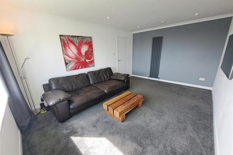16 Cedar Vale, Kirkbymoorside, York, YO62 6BU