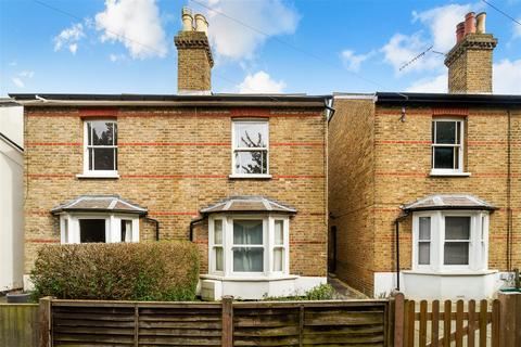 2 bedroom end of terrace house for sale, Church Road, Epsom