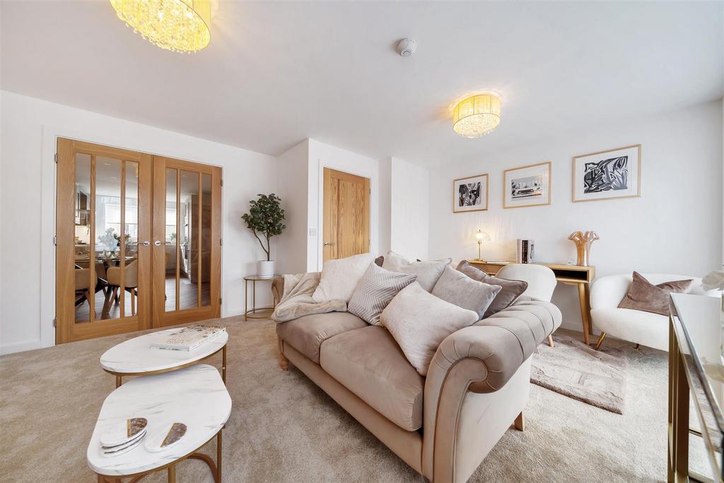 Pennington St Stephens Ramsgate for sale- living r