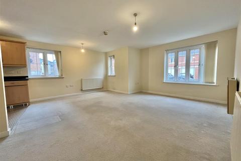 2 bedroom flat to rent, Tasker Square, Cardiff CF14