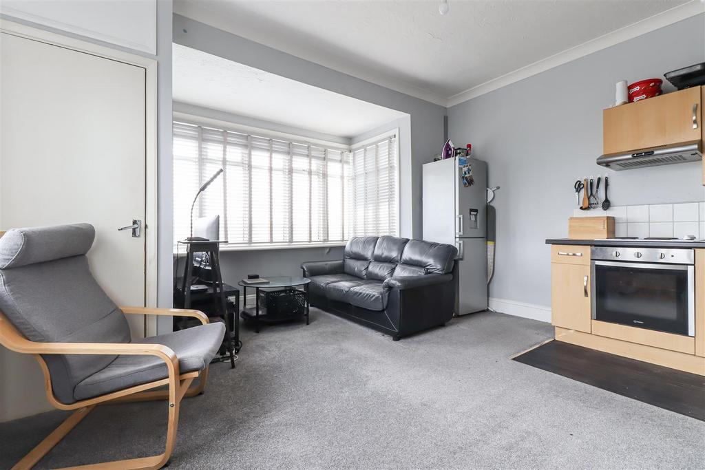 Kitchen Lounge Area