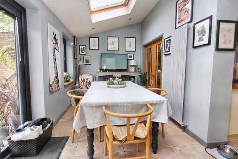 27 Manor Close, Clifton, Shefford, SG17 5EJ