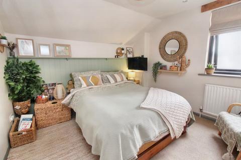 27 Manor Close, Clifton, Shefford, SG17 5EJ