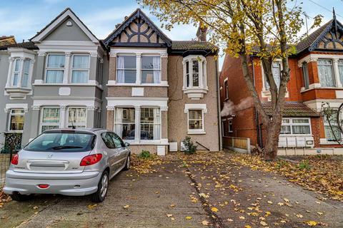 23b Anerley Road, Westcliff-on-sea, SS0 7HJ
