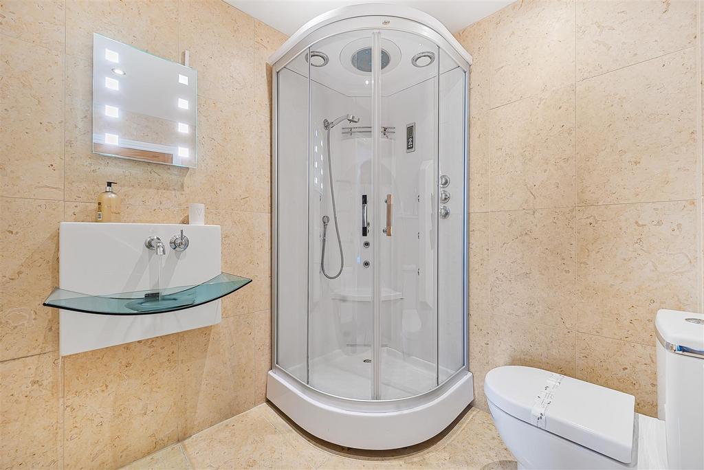 En-suite one
