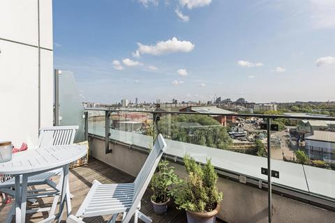 1 bedroom apartment for sale, Enterprise Way, London SW18