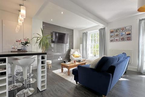 2 bedroom apartment for sale, Barbican Terrace, Barnstaple EX32