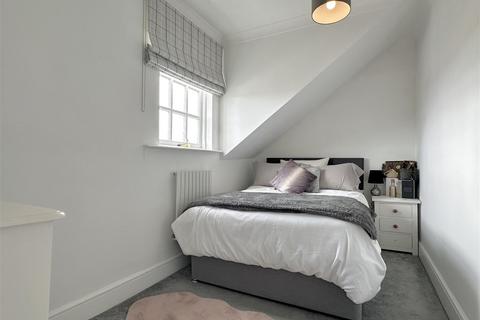 2 bedroom apartment for sale, Barbican Terrace, Barnstaple EX32