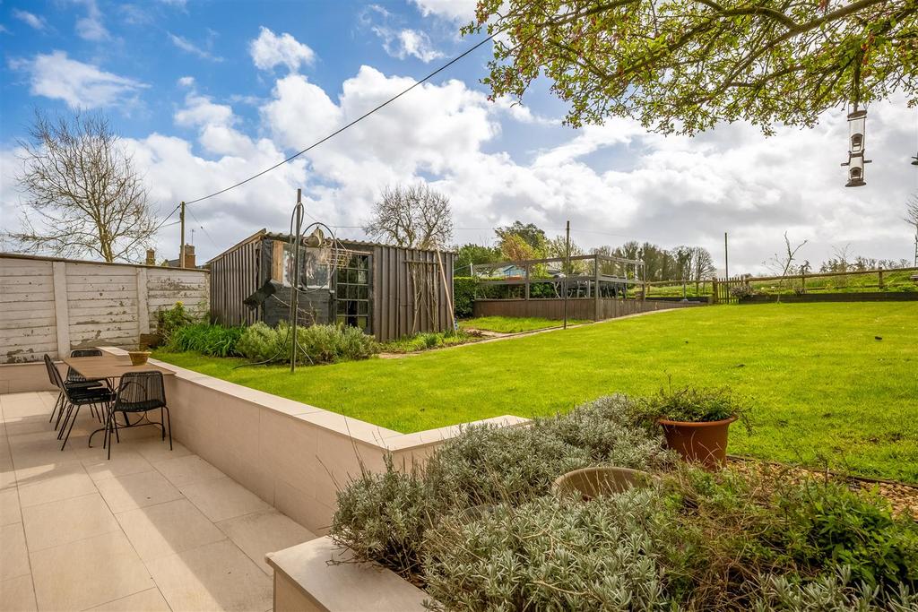 5 Enstone Road-13.jpg