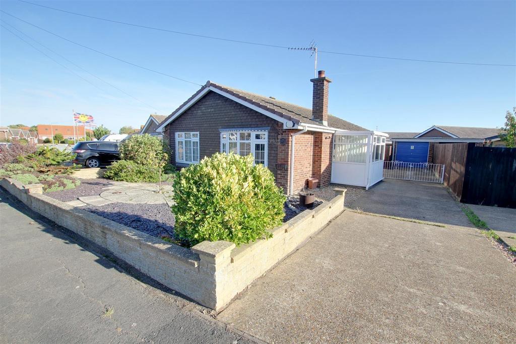 Marian Avenue, Mablethorpe LN12 3 bed detached bungalow for sale £199,950