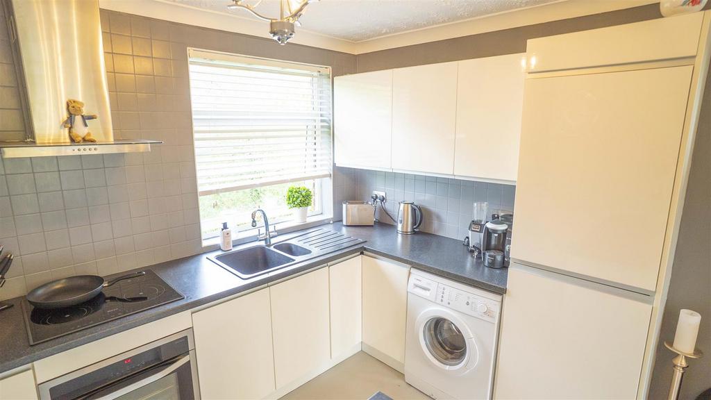 Grove6 Kitch.jpg